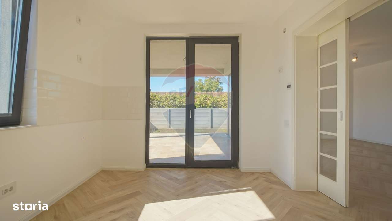 Casă / Vilă cu 5 camere de vânzare-6