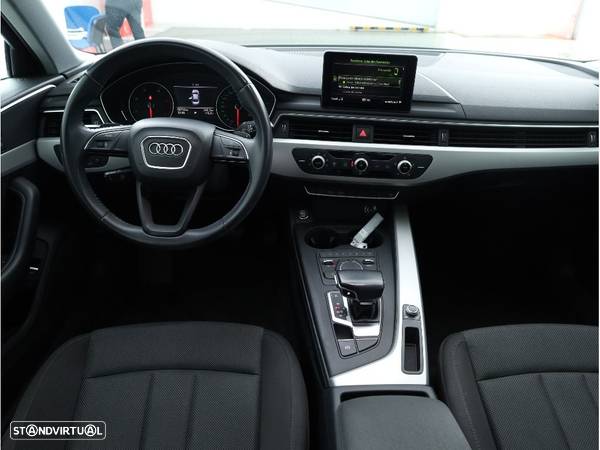 Audi A4 35 TDI S tronic - 29