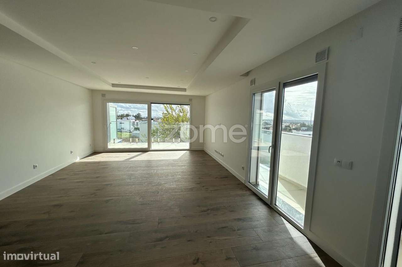 Apartamento T3 Novo Feijó – Almada - Próximo do Fórum Almada - Grande imagem: 4/23