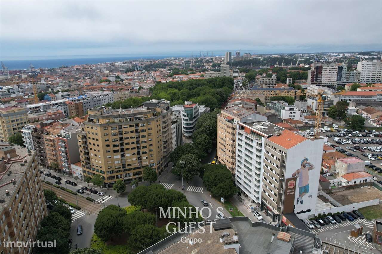 Apartamento T1 de Luxo c/ AC, Elevador e Garagem - Matosinhos-28