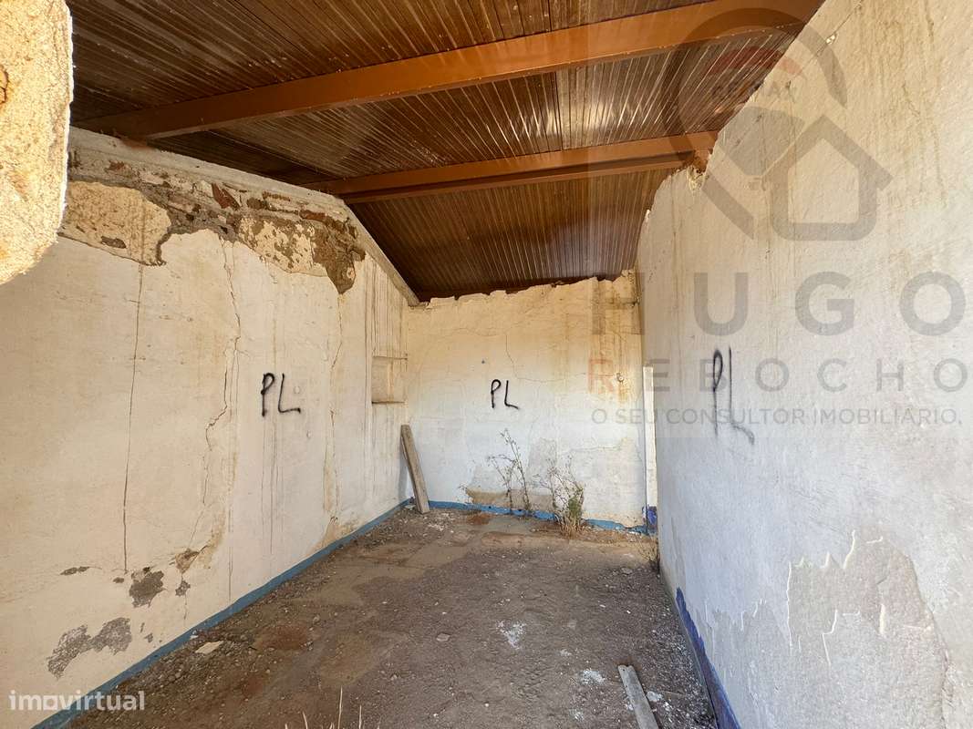 Quinta com 3000m² em Nossa Senhora de Machede-8