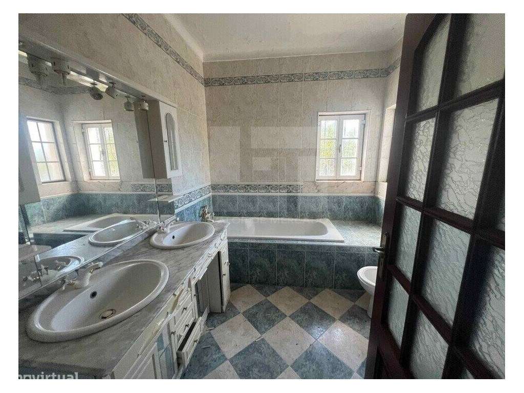 Moradia T4 com Terreno e Armazém em Borba. - Grande imagem: 5/5