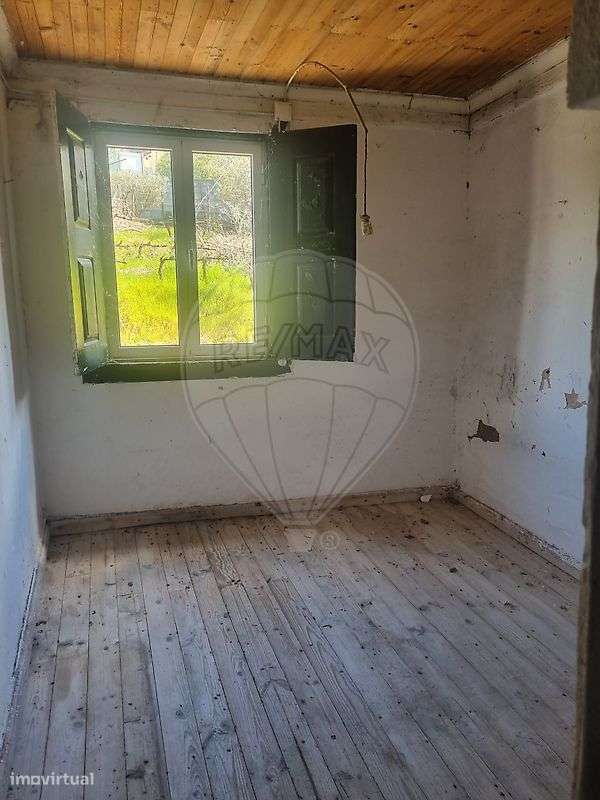 Moradia T5 para venda-12