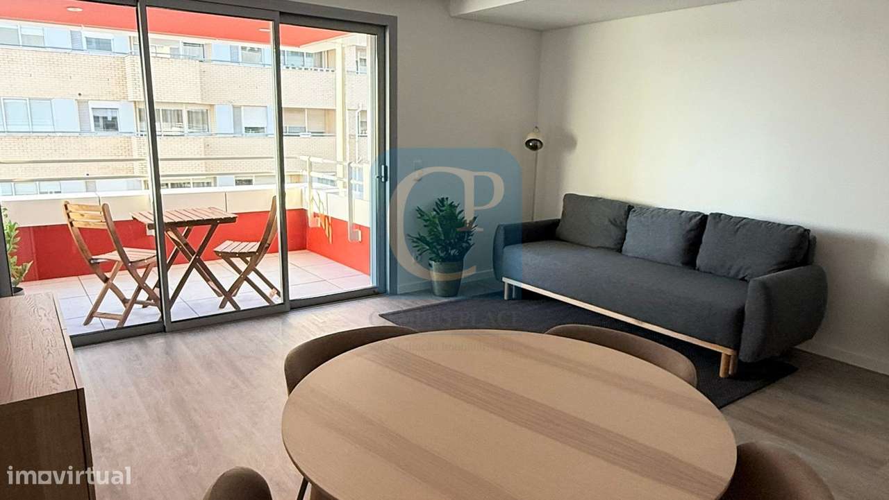 Apartamento T1 equipado e mobilado, em Vila Nova de Gaia - Grande imagem: 1/19