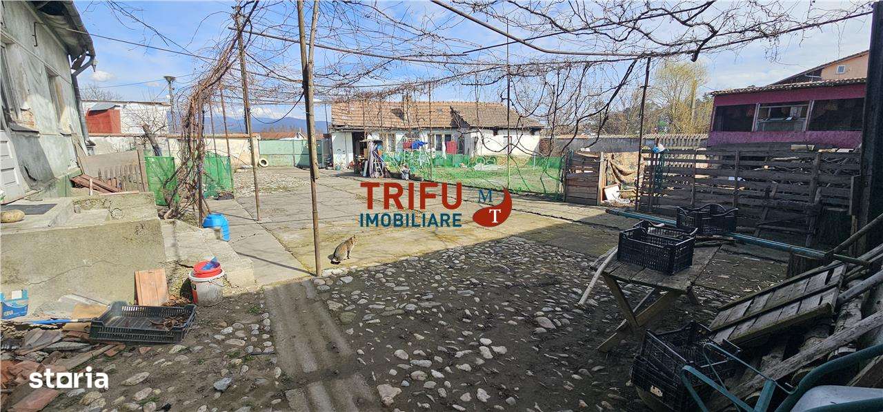 Teren la Drum National pretabil Sala de Evenimente - Imagine principală: 4/12