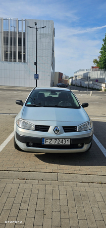 Renault Megane II 1.5 dCi Confort Authentique - 3