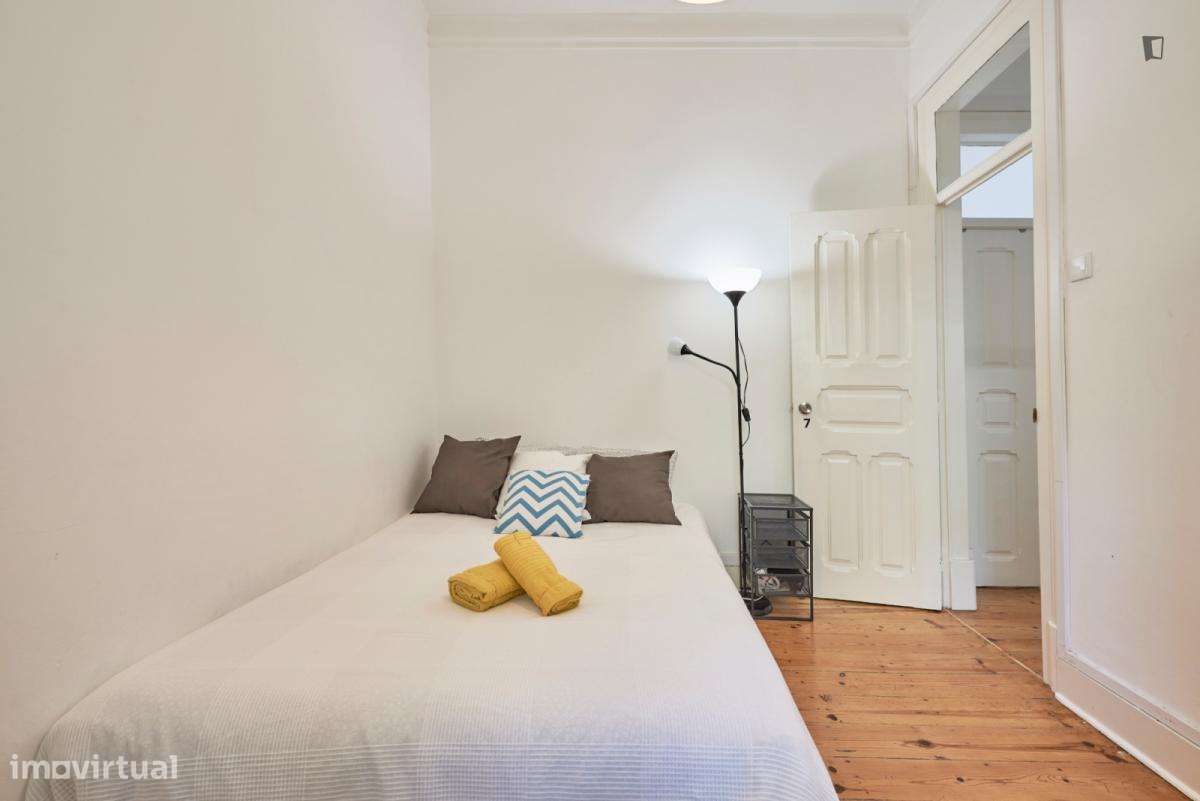 Quarto - localizado em Arroios Lisbon - Grande imagem: 4/31