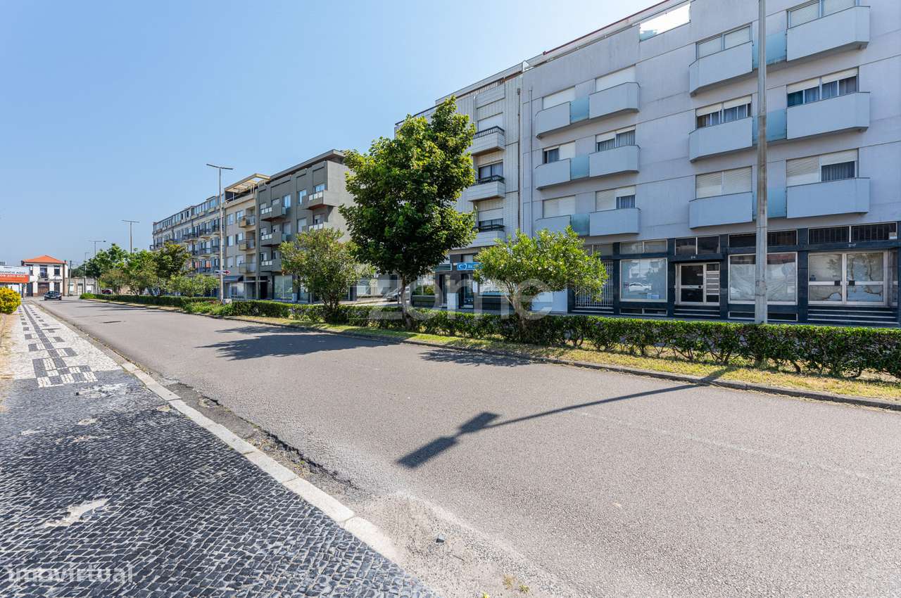 Espaço Comercial para Venda | Avenida 24, Espinho - Grande imagem: 4/21