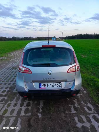 Renault Scenic - 4