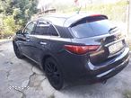 Infiniti FX - 4