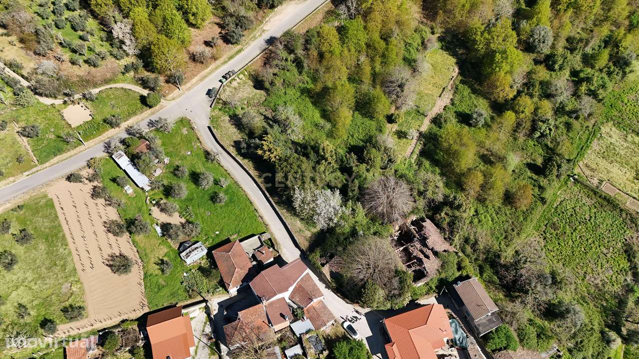 Propriedade para recuperação em Viseu-19
