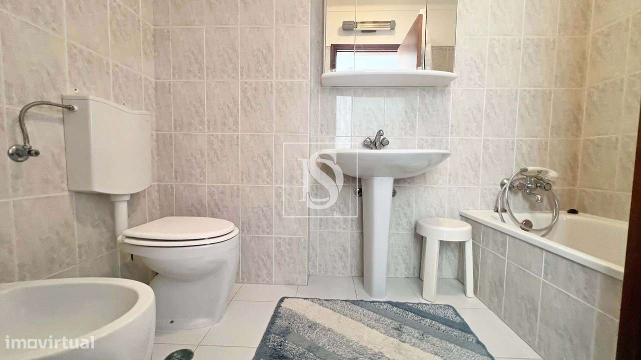 Apartamento T1+1 com vista mar em Peniche – perto da praia-19