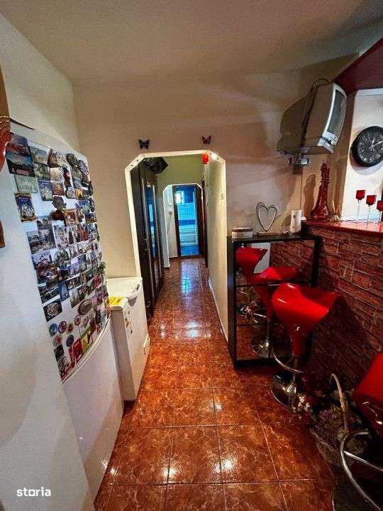 - Apartament 3 camere Dorobantilor 70mp, 2 balcoane - Imagine principală: 3/8