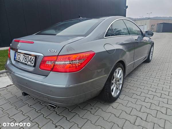 Mercedes-Benz Klasa E 350 BlueTEC Coupe 7G-TRONIC - 5