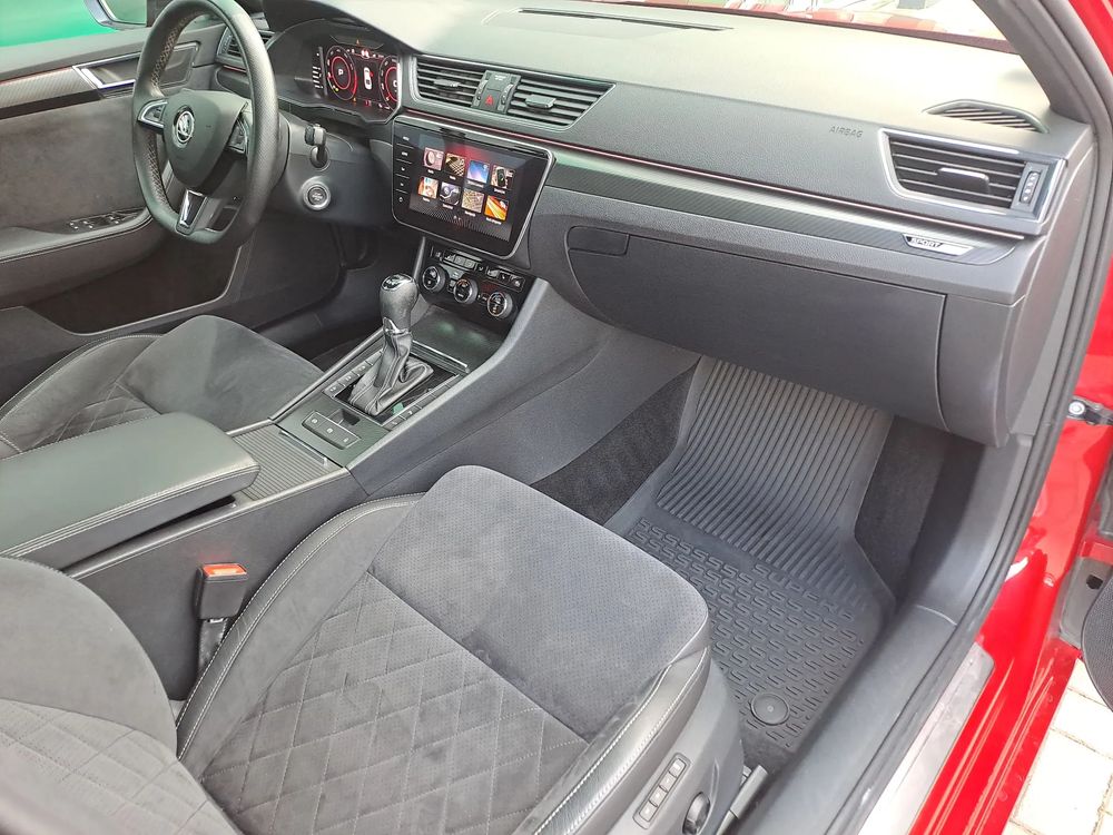SKODA SUPERB Panorama Virtual ACC Alcantara El. Fotele Salon PL VAT23%