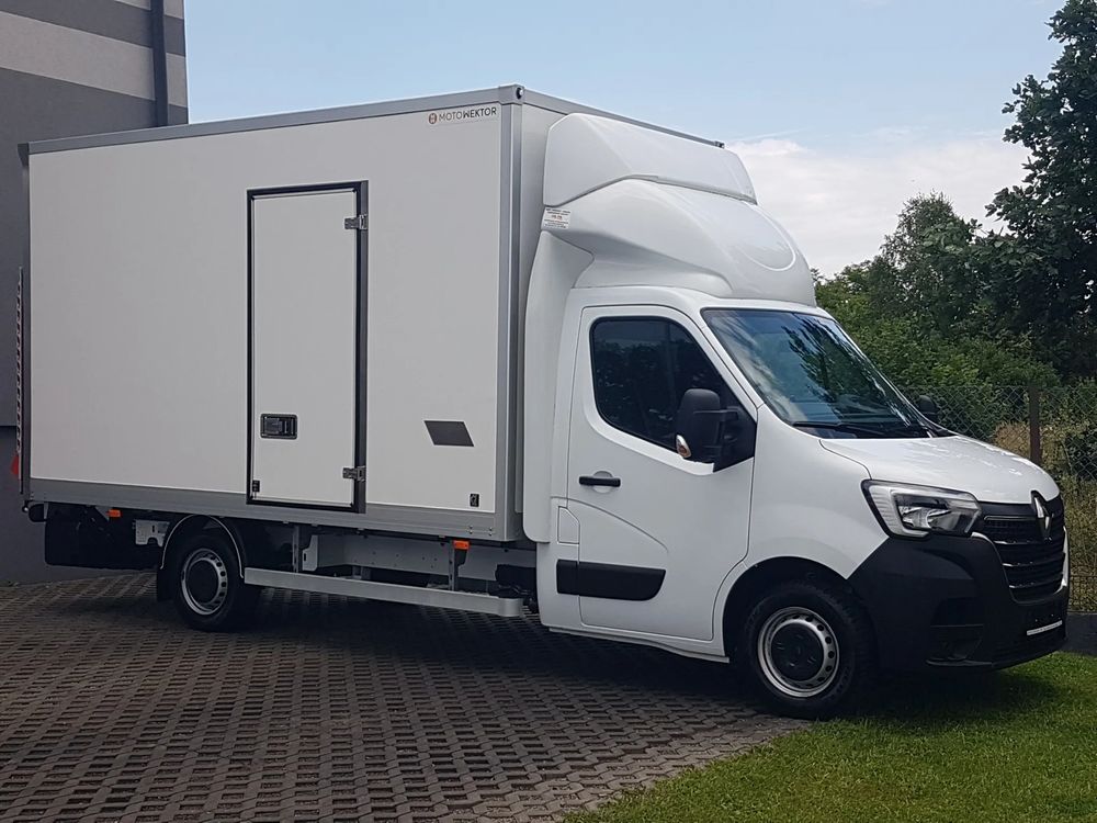 Renault Master 2023