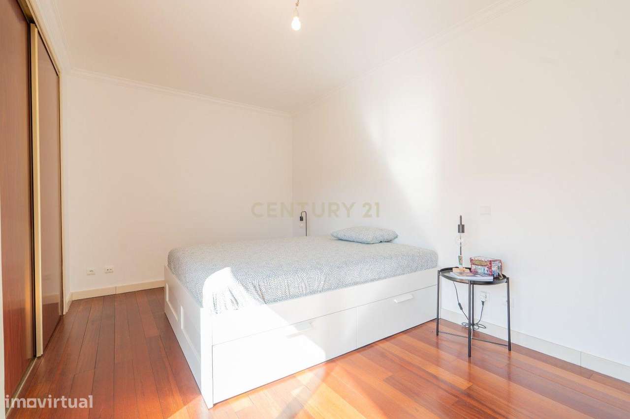 T3 c/ garagem e elevador - Grande imagem: 5/44