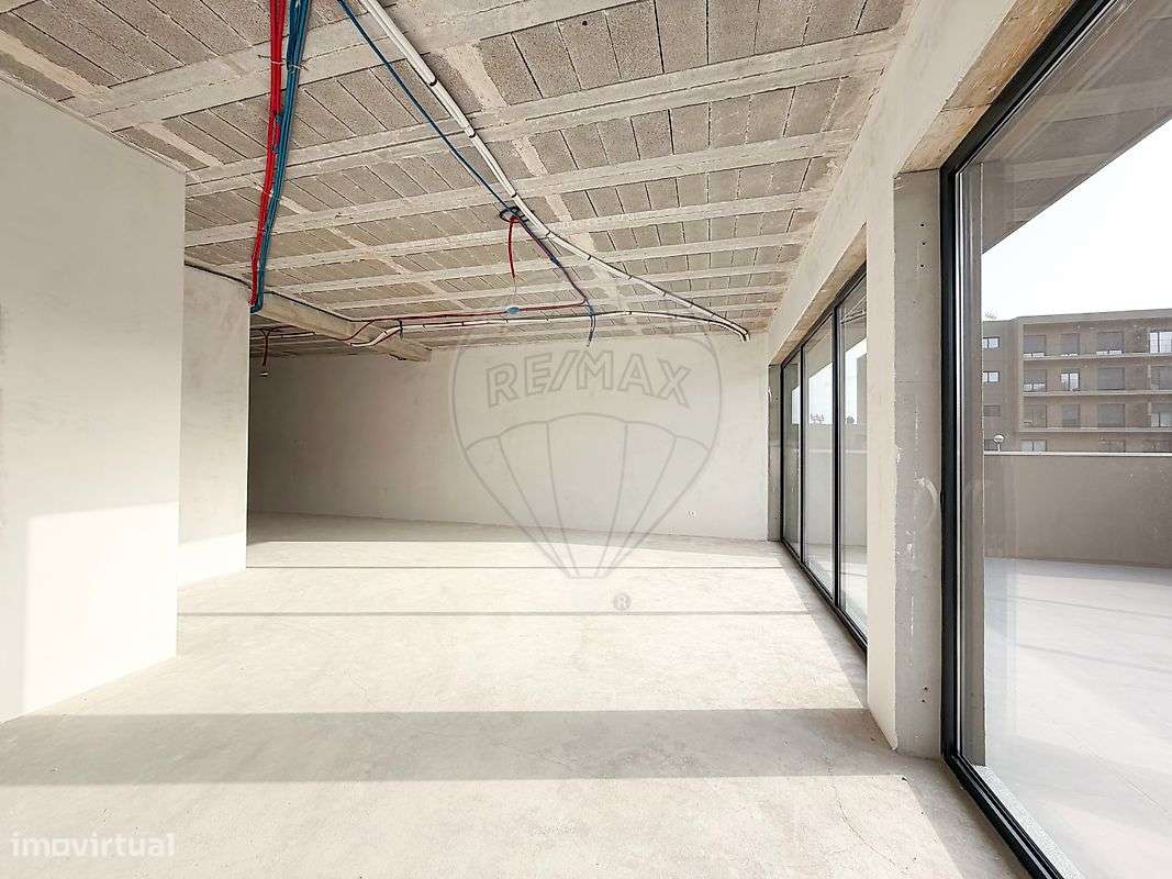 Loja  para arrendamento - Grande imagem: 5/12