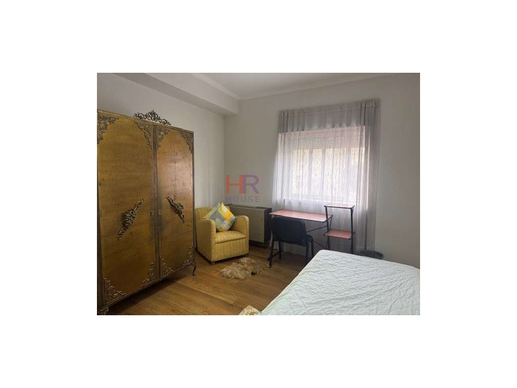 Arrenda-se Suite com serventia de sala e cozinha totalmente equipadas. - Grande imagem: 5/15