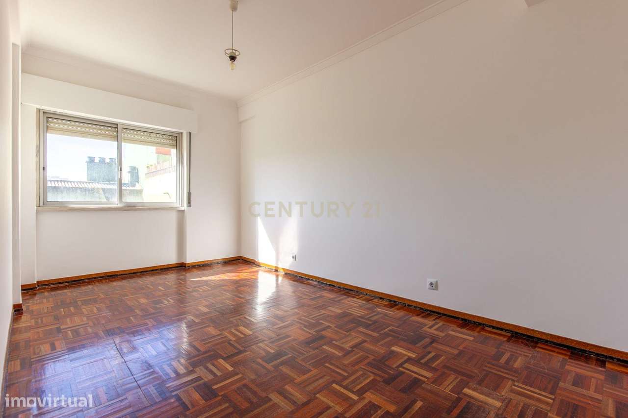 Apartamento T1 no Feijó -Almada-11