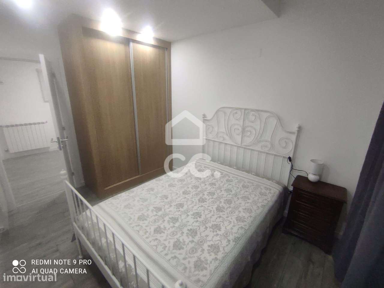 Excelente T2 como Novo no Centro | Ideal para Viver ou Investir - Grande imagem: 2/8