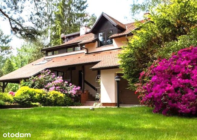 Przytulny dom w pięknym ogrodzie Zalesie Dolne