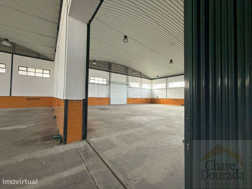 Dois armazéns - Taveiro-16