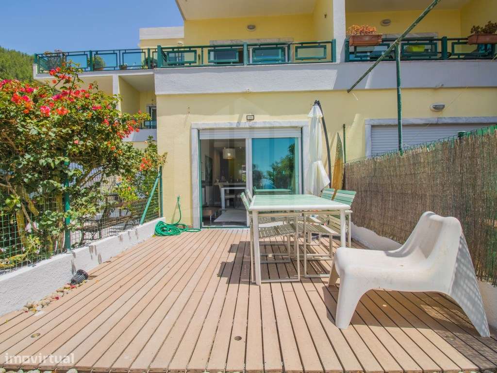 Apartamento T2 Duplex em Sesimbra com Piscina e vista Mar-6