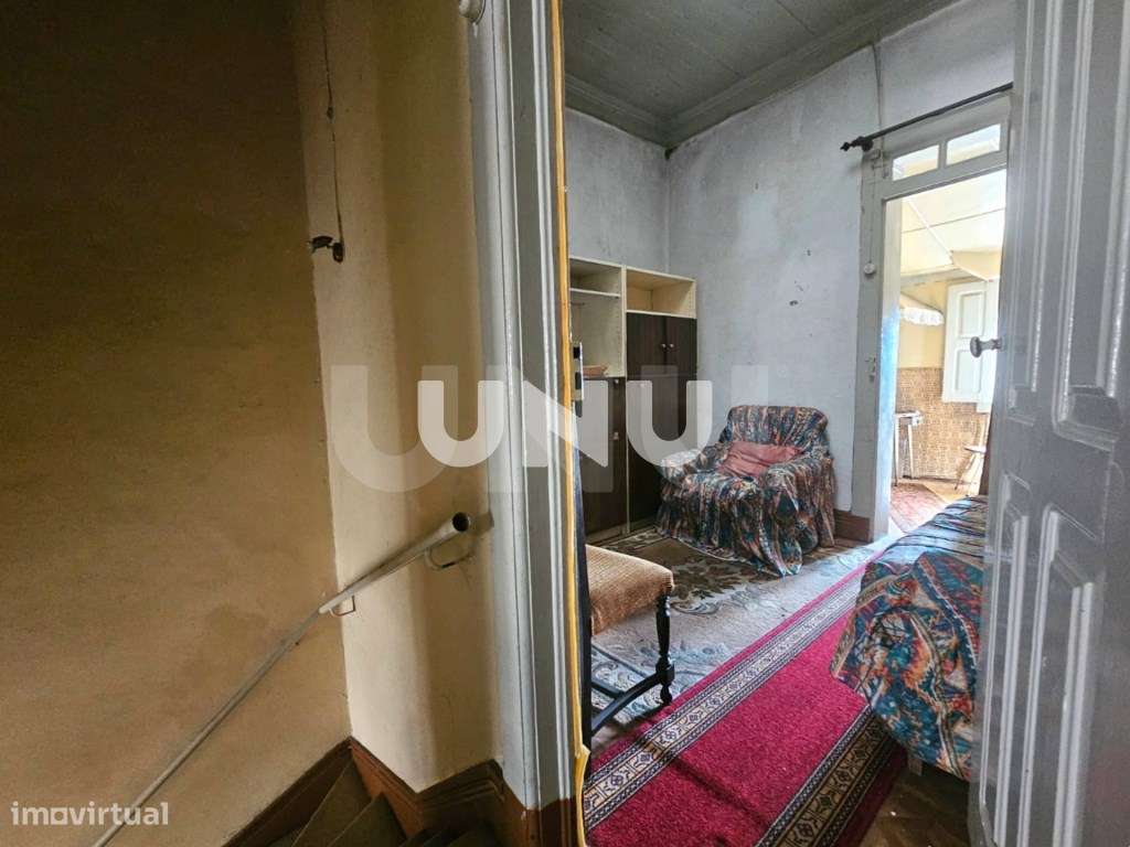 Prédio Urbano - Pleno Centro da Cidade de Viseu-29