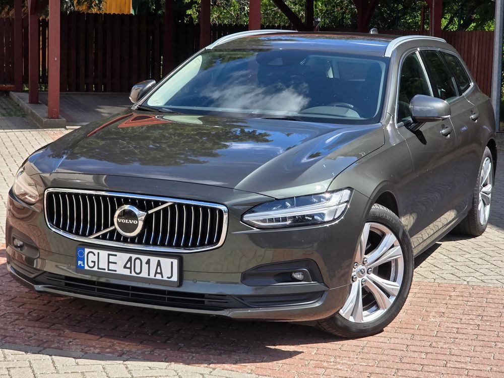 Volvo V90 B4 D Geartronic Momentum Pro 2021