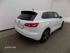 Volkswagen Touareg 3.0 V6 TDI 4Motion DPF Automatik R-Line - 6