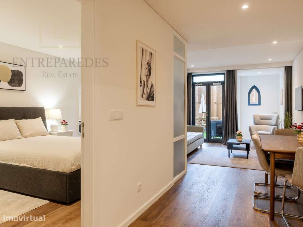 Apartamento T1+1, para comprar na zona histórica do Porto, junto a ... - Grande imagem: 2/42