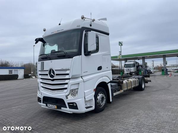 Mercedes-Benz Actros 1842 - 2