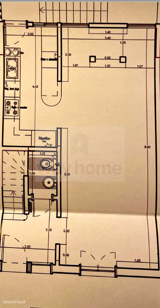Moradia T3+1 | Sotão e Cave | Remodelada | Pátio Exterior | Amoreira |-38