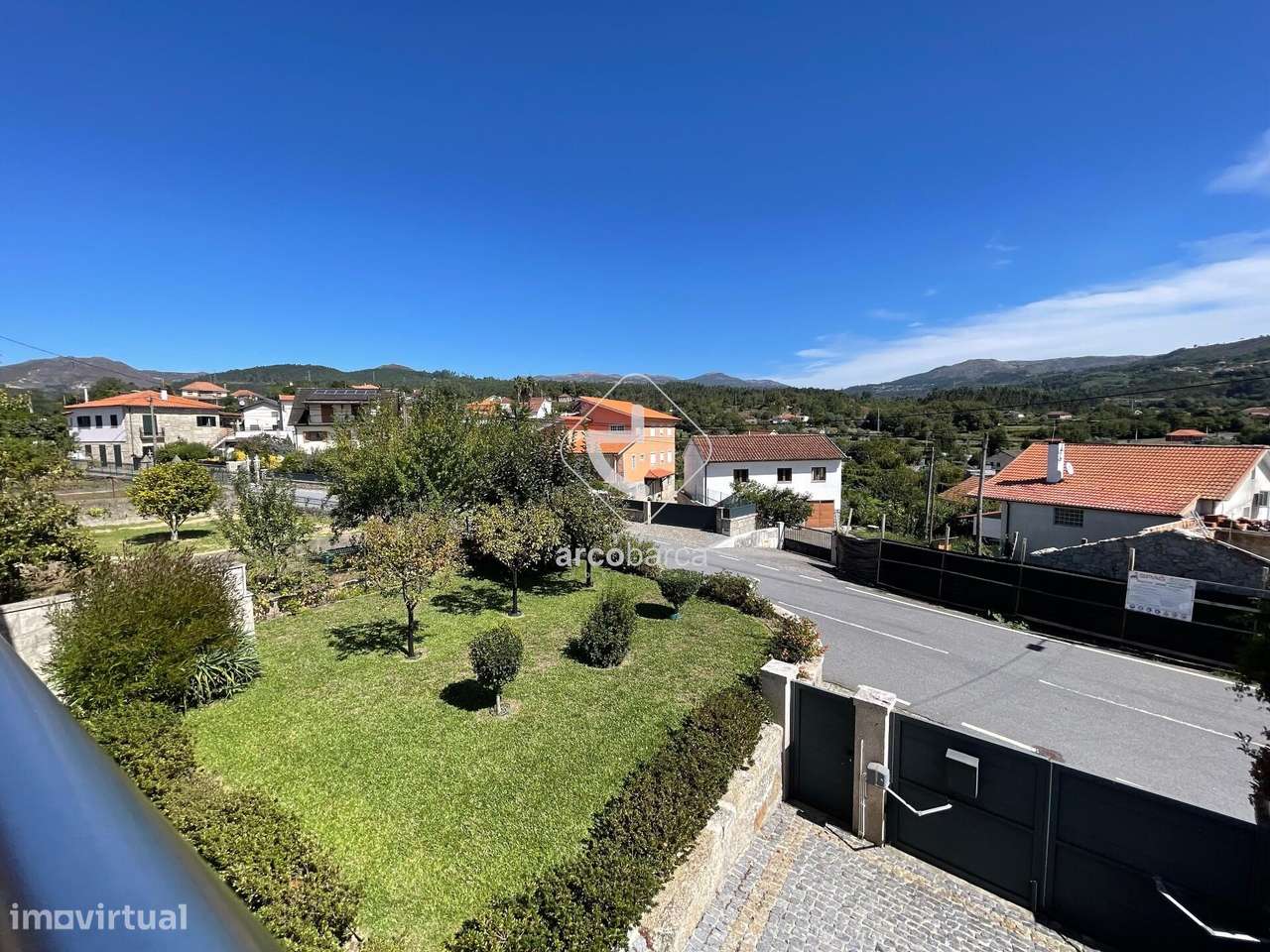 Moradia T4 - Couto - Arcos de Valdevez-46