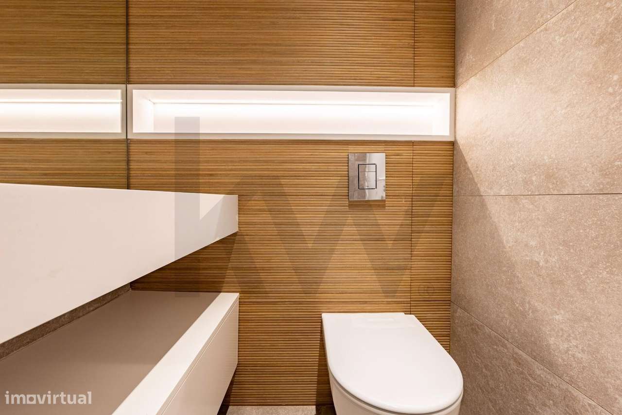 Apartamento T4 com Jardim e Piscina na Parede – Cascais-12