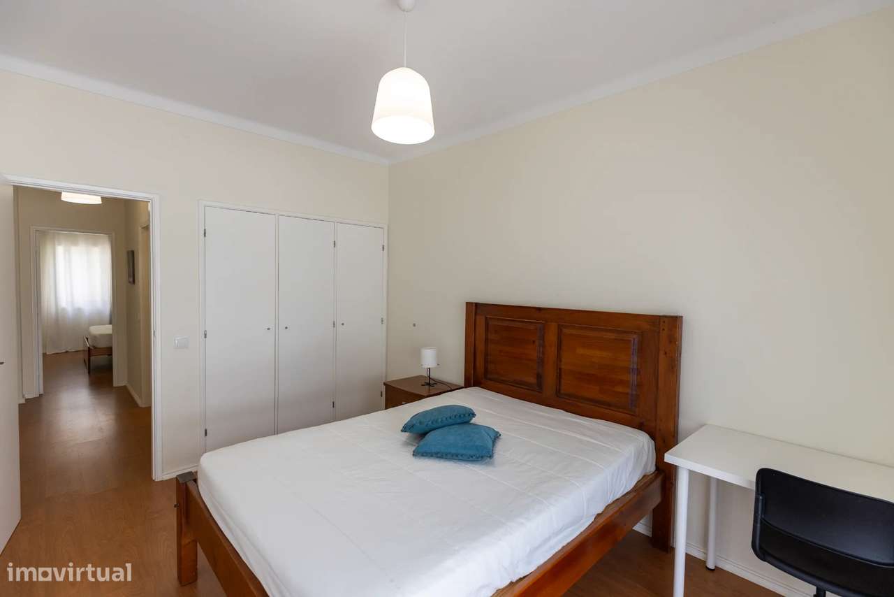 Apartamento T3 no Centro de Alcobaça-5