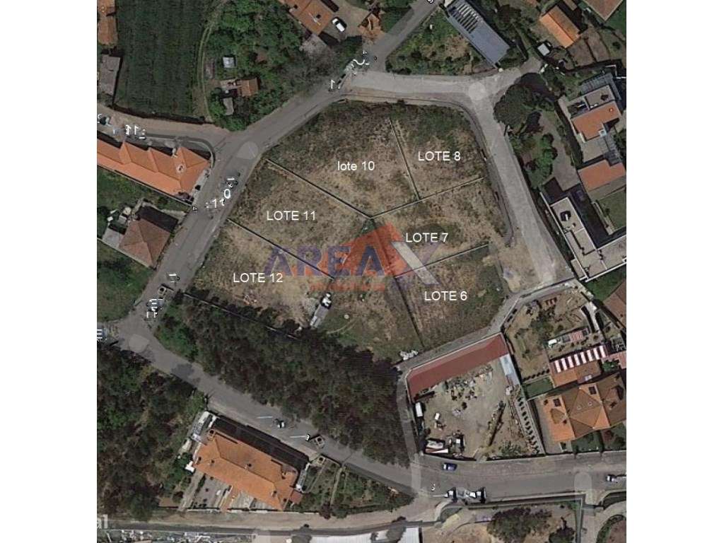 LOTE 11. Área: 788m2, implantação: 200m2, área bruta de construção:... - Grande imagem: 2/2