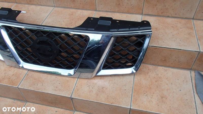 NISSAN NAVARA PATHFINDER GRILL ATRAPA 05- - 5