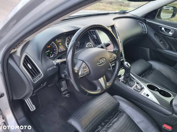 Infiniti Q50 Q50S Hybrid Sport - 18