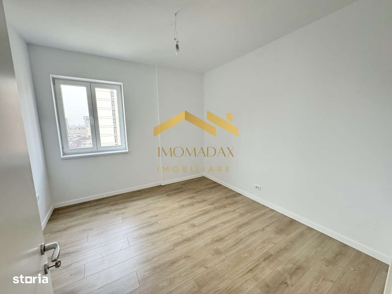 Aradului- 2 Camere-Etaj 1 - Imagine principală: 3/14