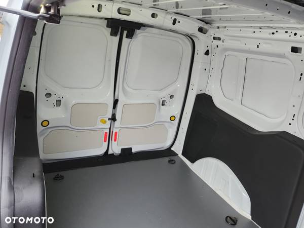 Ford Transit connect - 22
