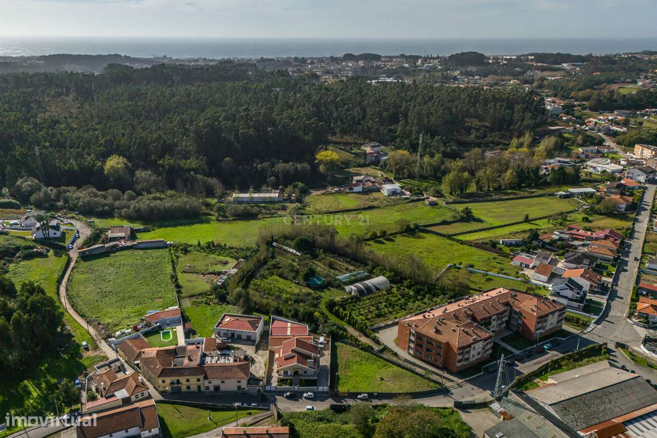Terreno Rústico com árvores de Fruto em Serzedo Vila Nova de Gaia - Grande imagem: 3/7