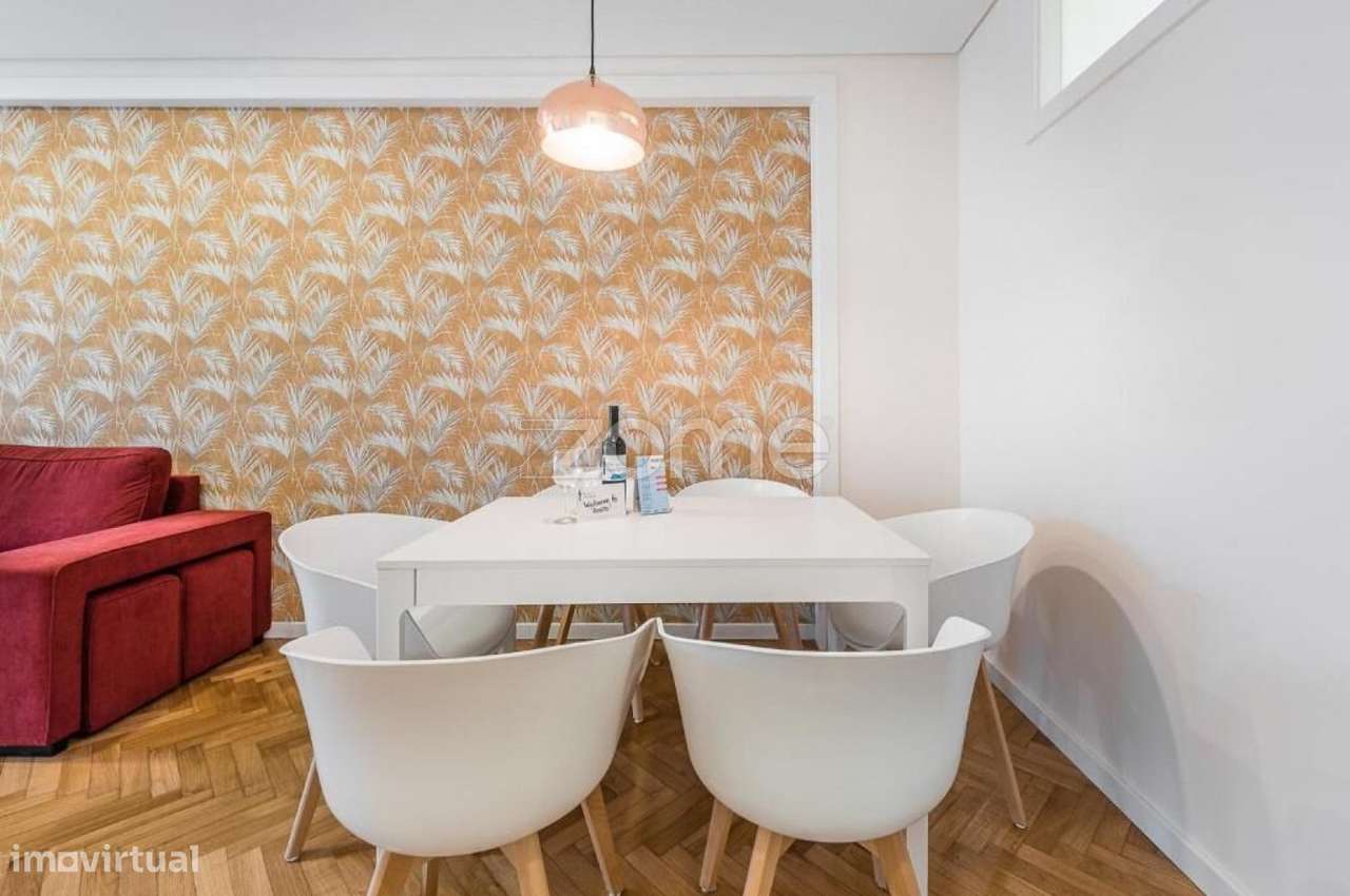 Apartamento luminoso T2+1 com varanda na Avenida Rodrigues de Freitas-18