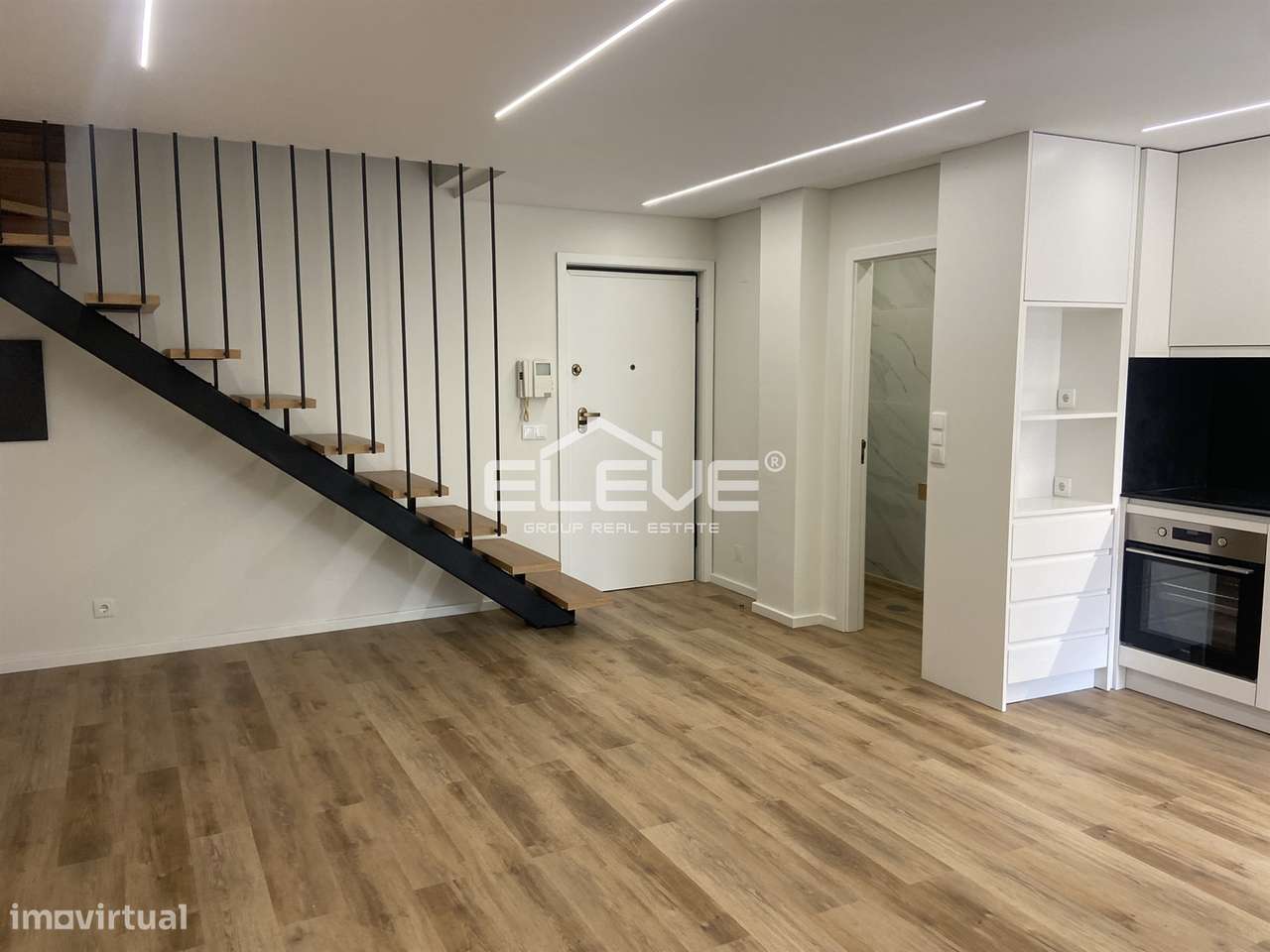 Excelente T2+1 Duplex Fânzeres-9