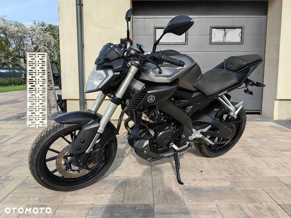 Yamaha MT - 2