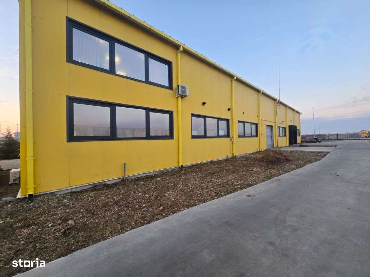 spre închiriere o hală situată în Oradea, Parcul Industrial Borș - Imagine principală: 3/16