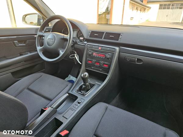 Audi A4 Avant 1.6 - 7