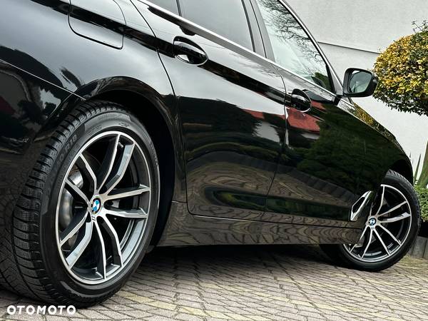 BMW Seria 5 520d Sport - 14