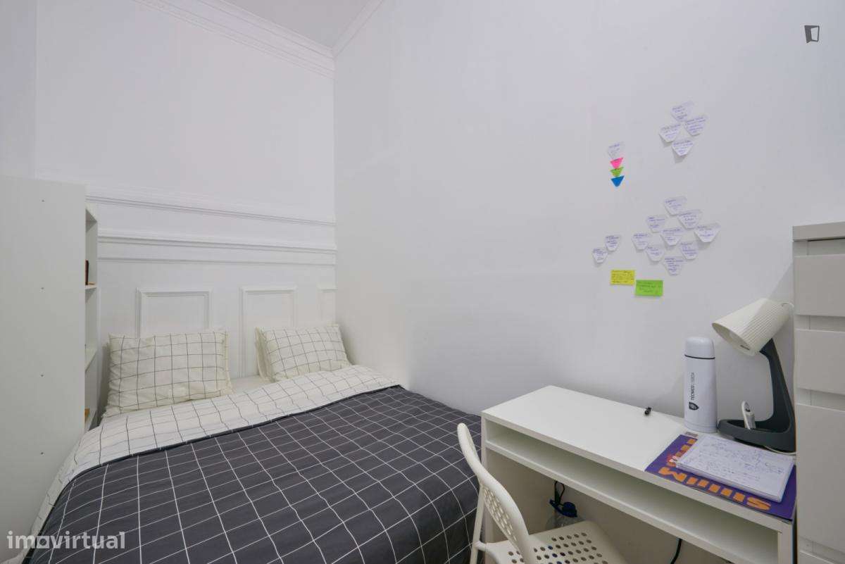 Quarto - localizado em Entrecampos Lisbon - Grande imagem: 2/9